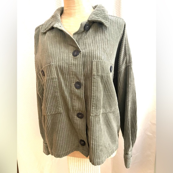 Zara Jackets & Blazers - Zara Join Life outer shell in a shade of green.